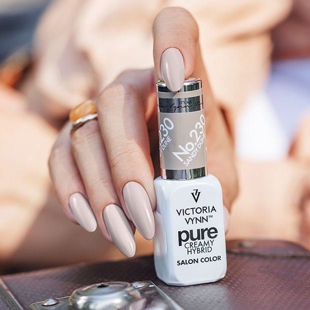 Victoria Vynn Pure Creamy Photo